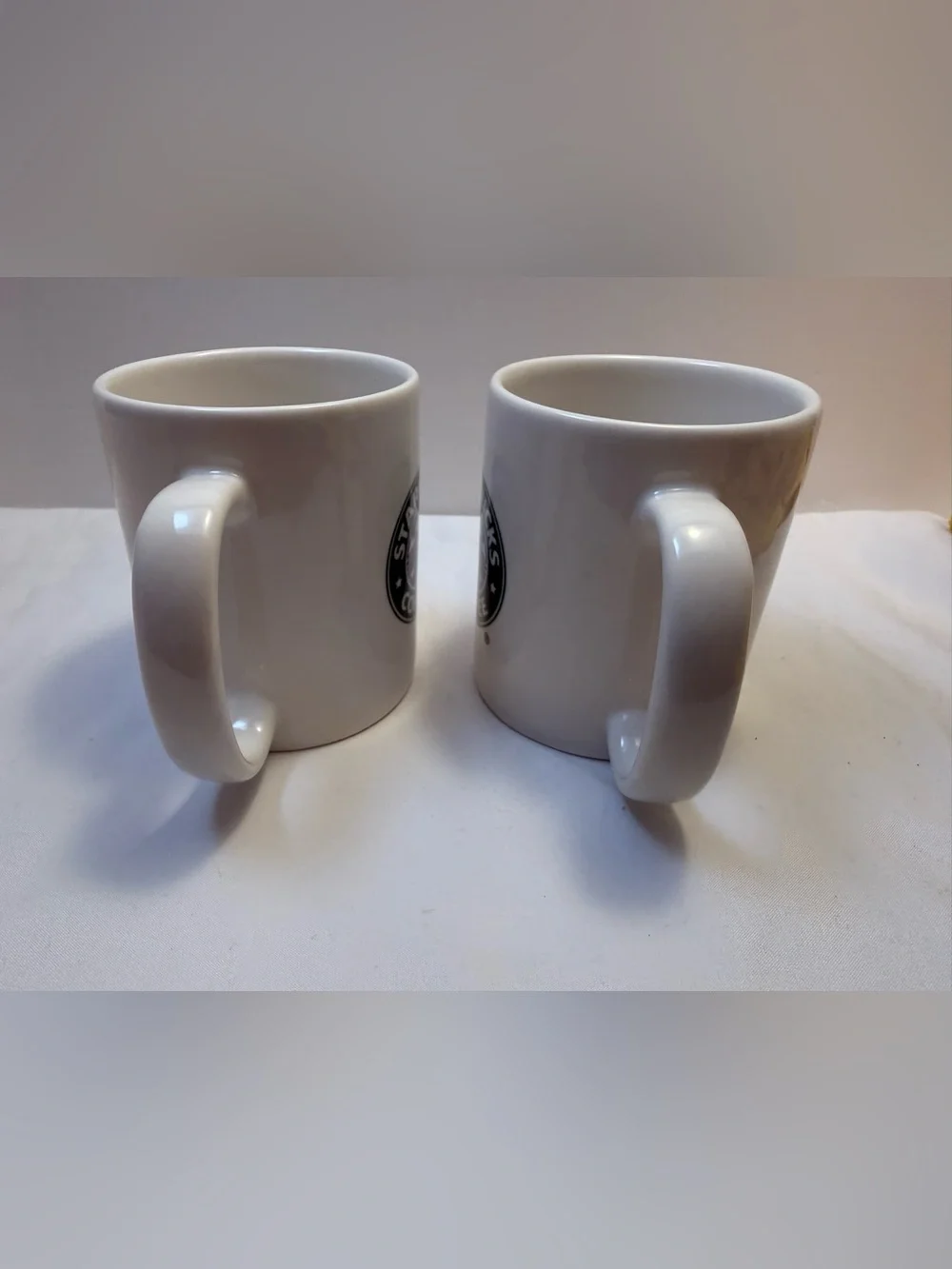 Set of2 Starbucks Ceramic Dining Coffee Mugs 2004 White W/Green MermaidLogo 8oz